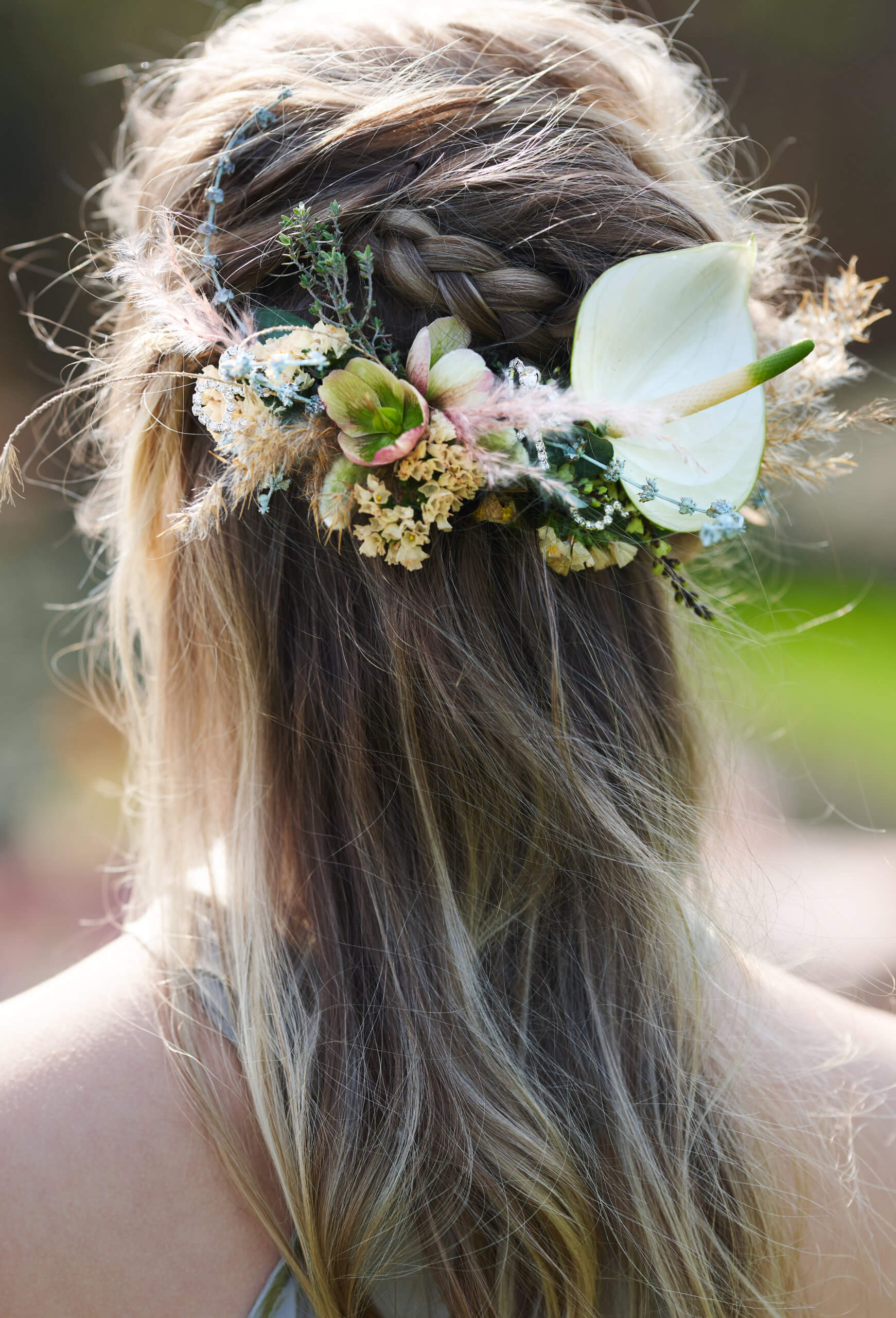 How to use the Anthurium flower in a stunning bridal hairstyle