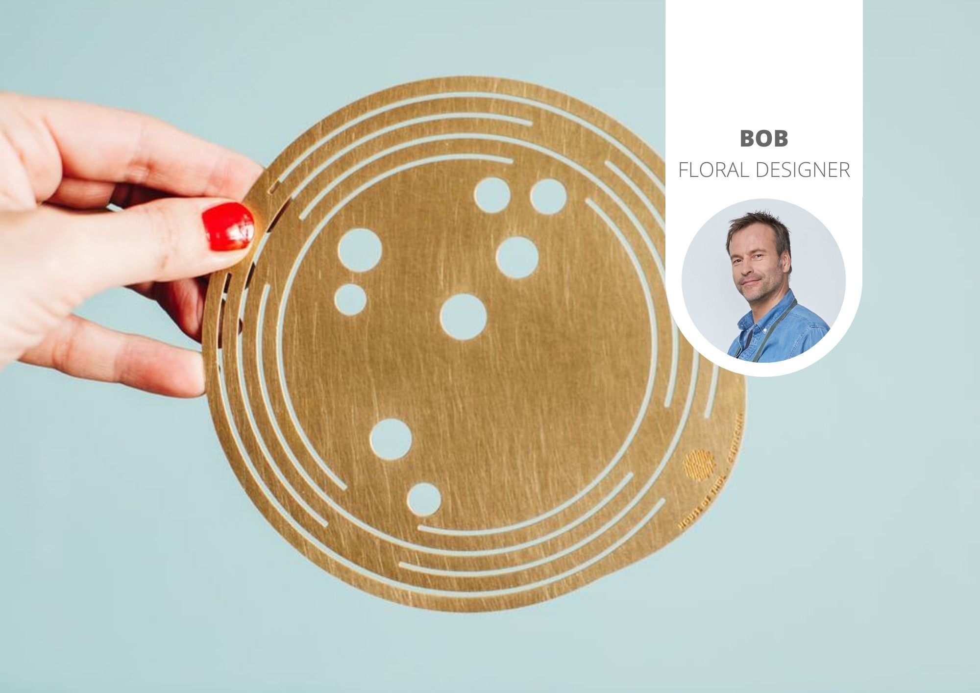 3x clever flower vase hacks to make flowers stand up straight