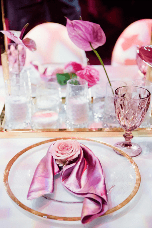 Barbie thema diner met anthuriums